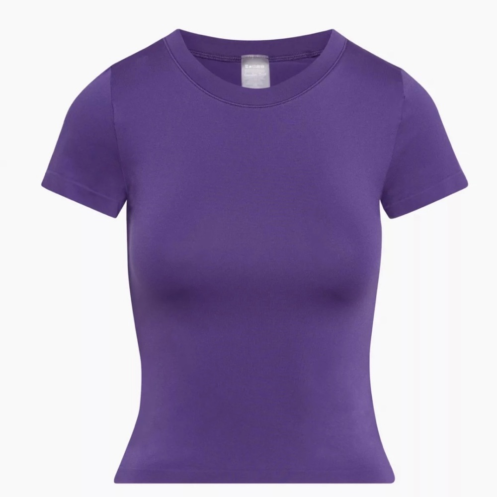 Aritzia  smooth willow T